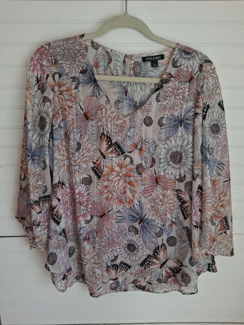 Roz & Ali Floral and Butterfly Print V-Neck Bell Sleeve Blouse Muted Tones Sz L